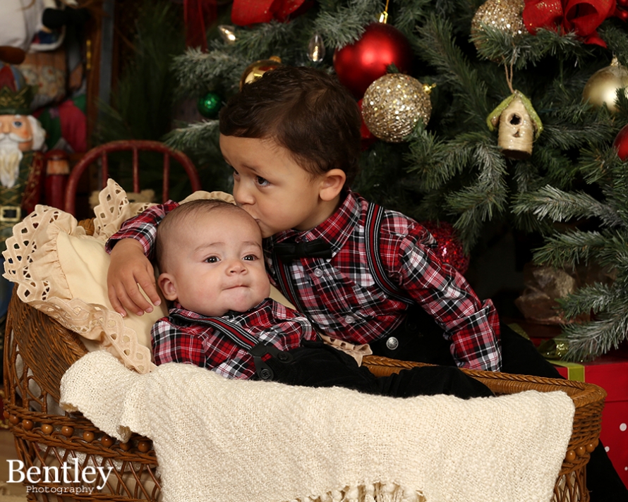 Childrens, Christmas, Portraits, Bentley Photography, Winder, GA